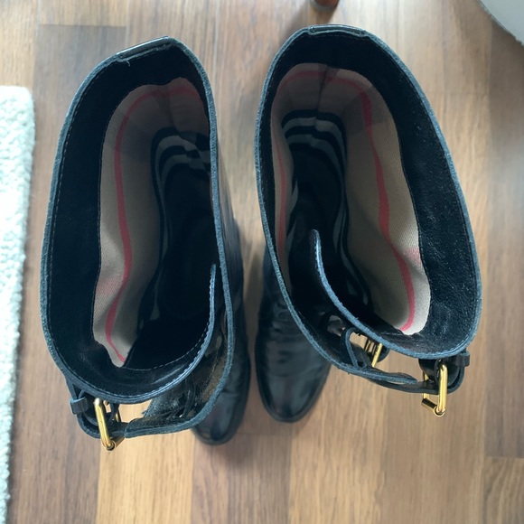 Burberry Leather Boots - Picture 6 of 8